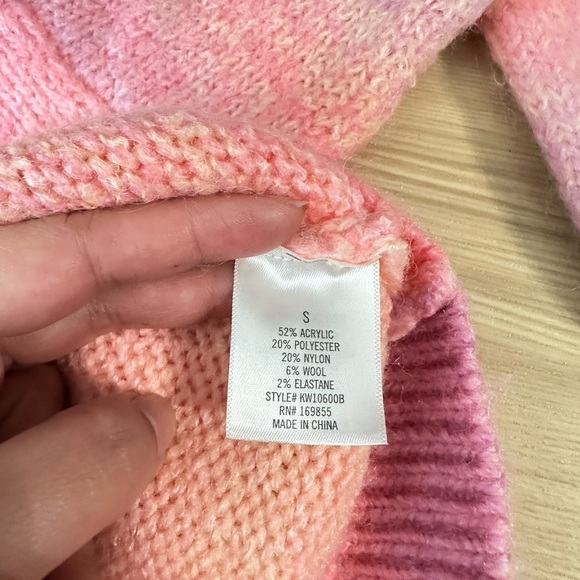 NWT Francesca’s Alicia Multi Ombré Balloon Sleeve Crew Neck Sweater Sz S - Picture 10 of 10